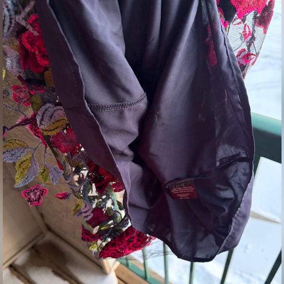 🆕✨Sam Edelman Peony Embroidered Navy Midi Dress Sheer Floral Overlay&Slit Size 4 - Picture 14 of 17